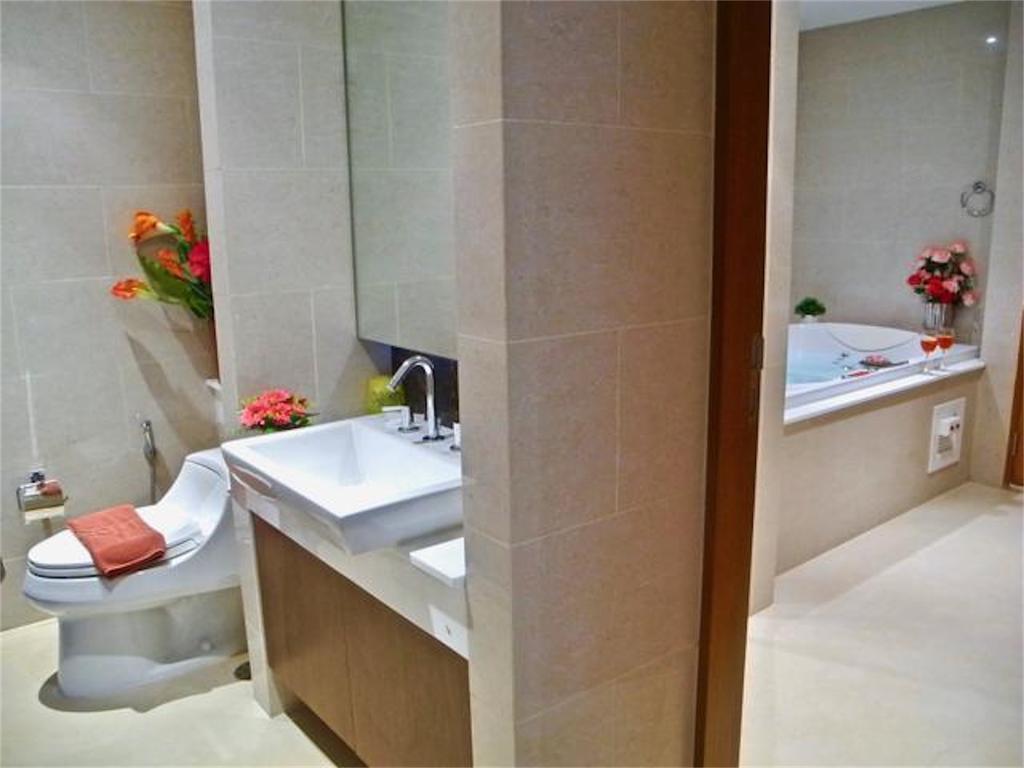 The Privilege Residence : 1 Bedroom Apartment In Patong Екстер'єр фото