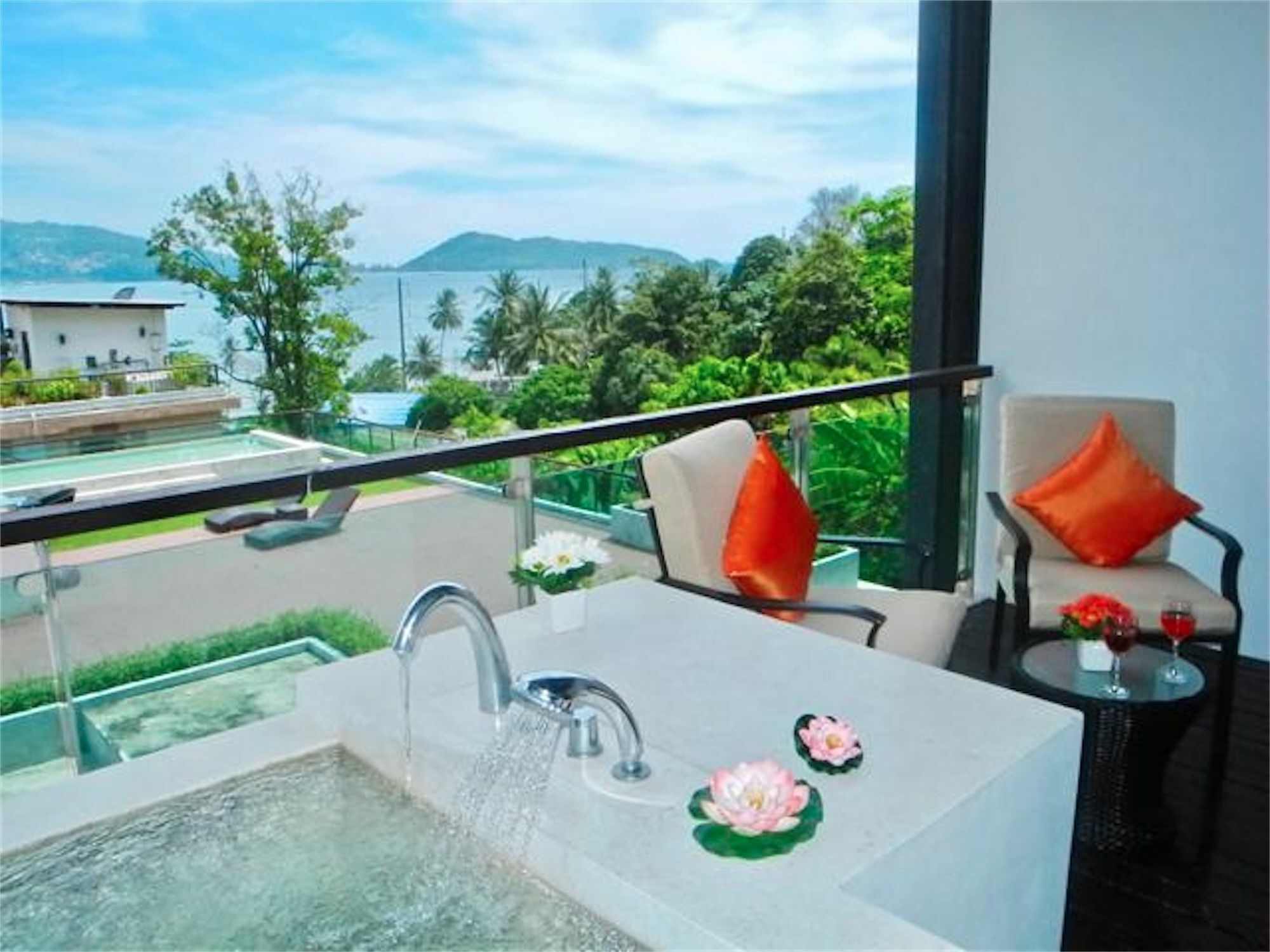 The Privilege Residence : 1 Bedroom Apartment In Patong Екстер'єр фото