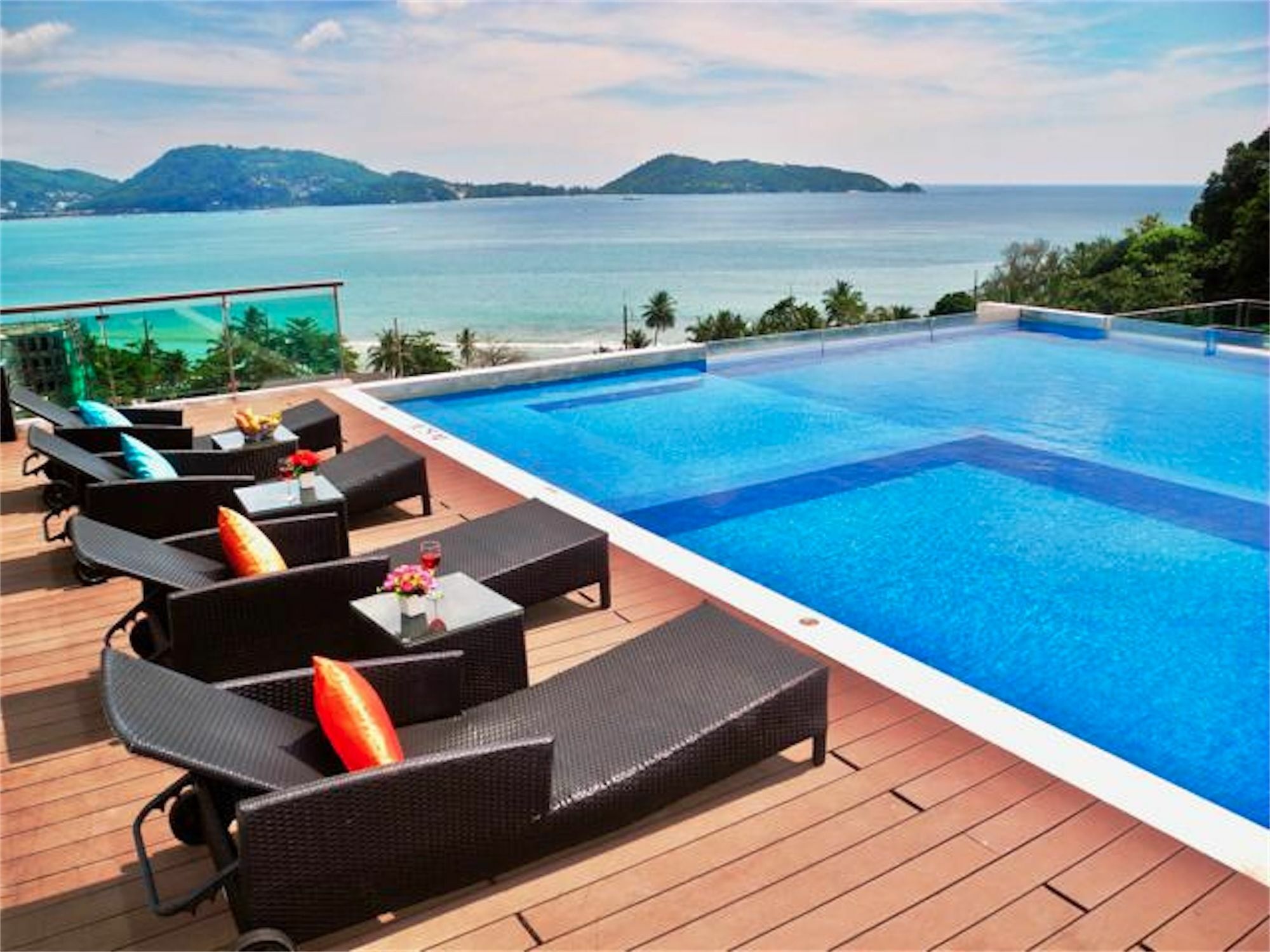 The Privilege Residence : 1 Bedroom Apartment In Patong Екстер'єр фото