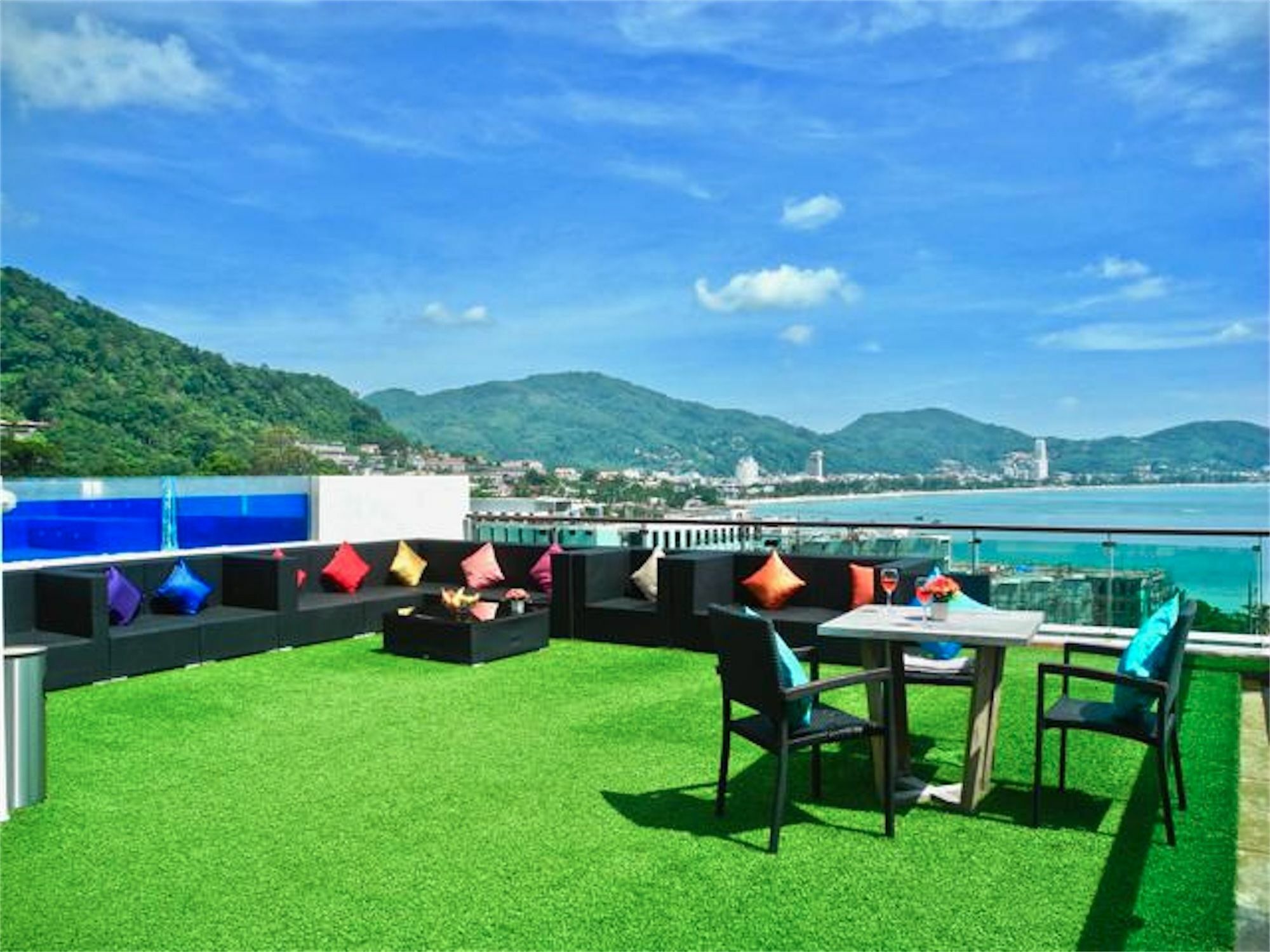 The Privilege Residence : 1 Bedroom Apartment In Patong Екстер'єр фото
